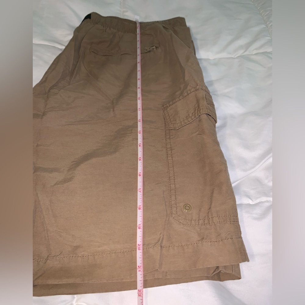 St. John’s Bay cargo shorts - Picture 5 of 5